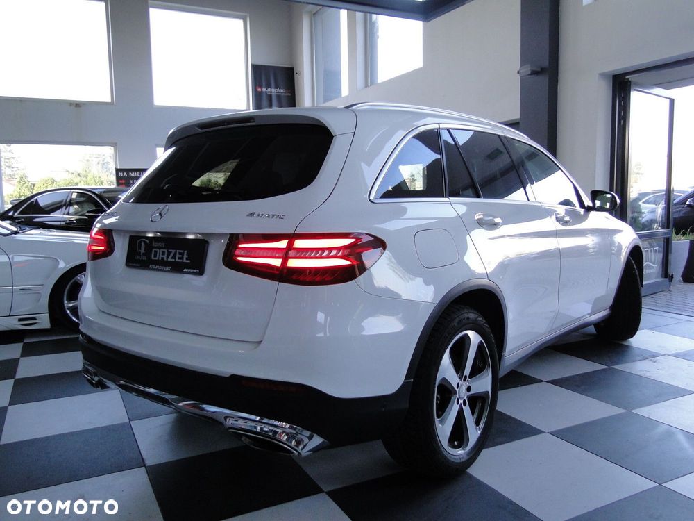 Mercedes-Benz GLC - 6