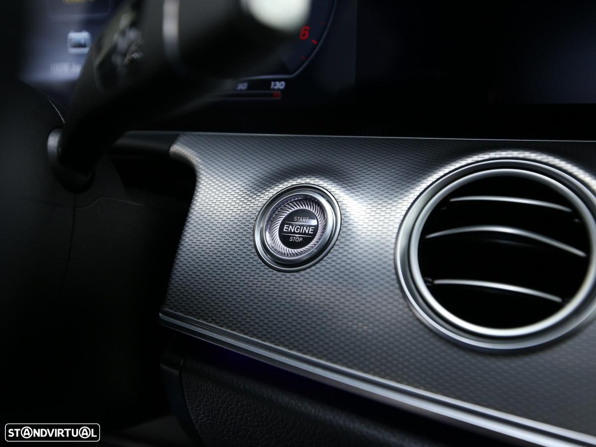 Mercedes-Benz E 300 de AMG Line - 24