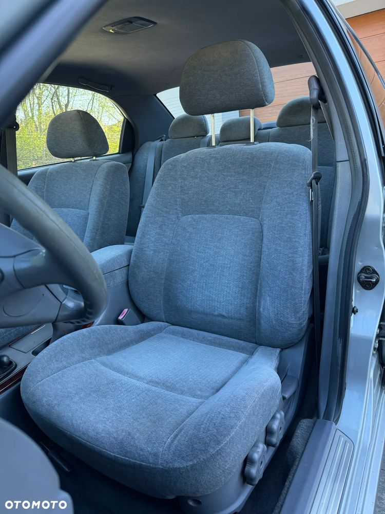 Kia Magentis 2.0 (air4) / Gold - 10
