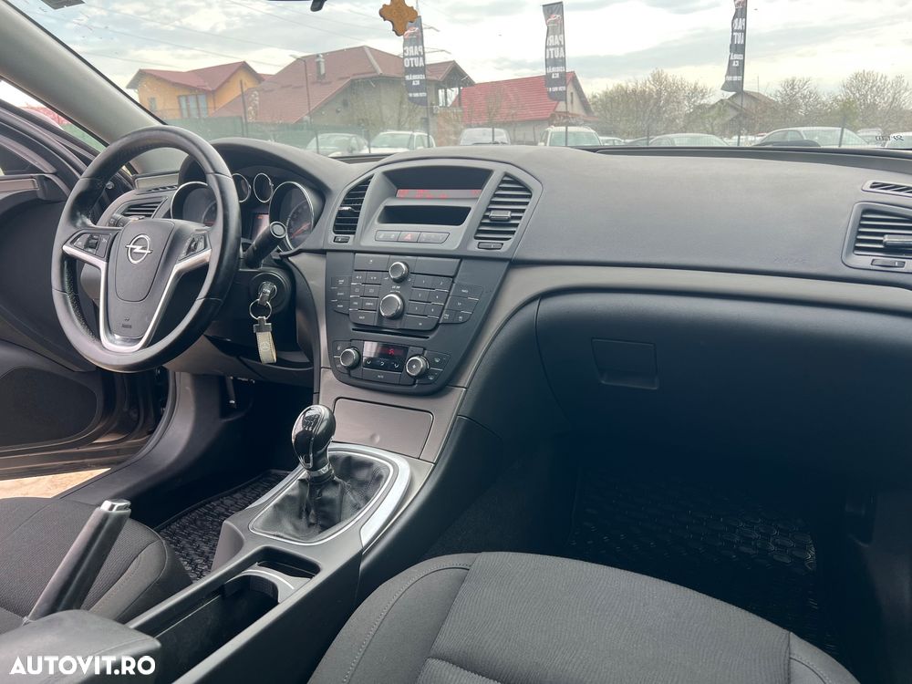 Opel Insignia 2.0 CDTi ECOTEC - 6