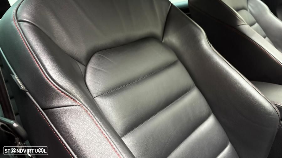 VW Golf GTI Performance BlueMotion DSG - 25