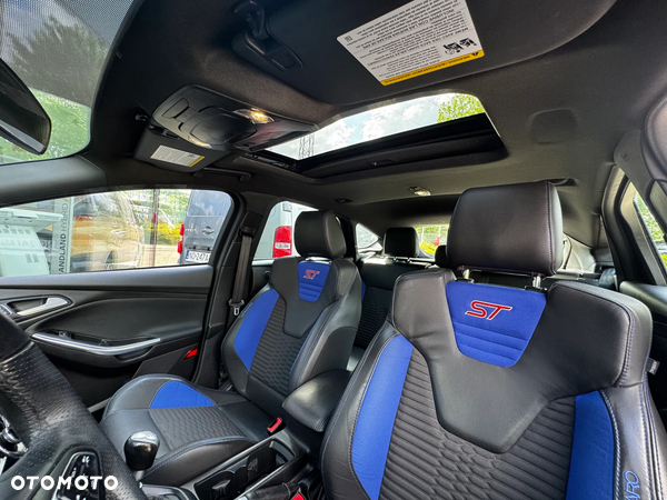 Ford Focus 2.0 EcoBoost ST