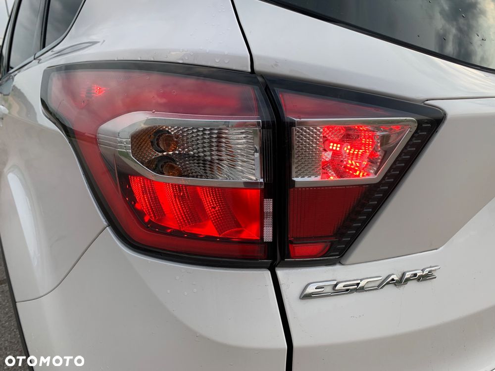 Ford Escape 2.0 EcoBoost AWD Titanium - 15