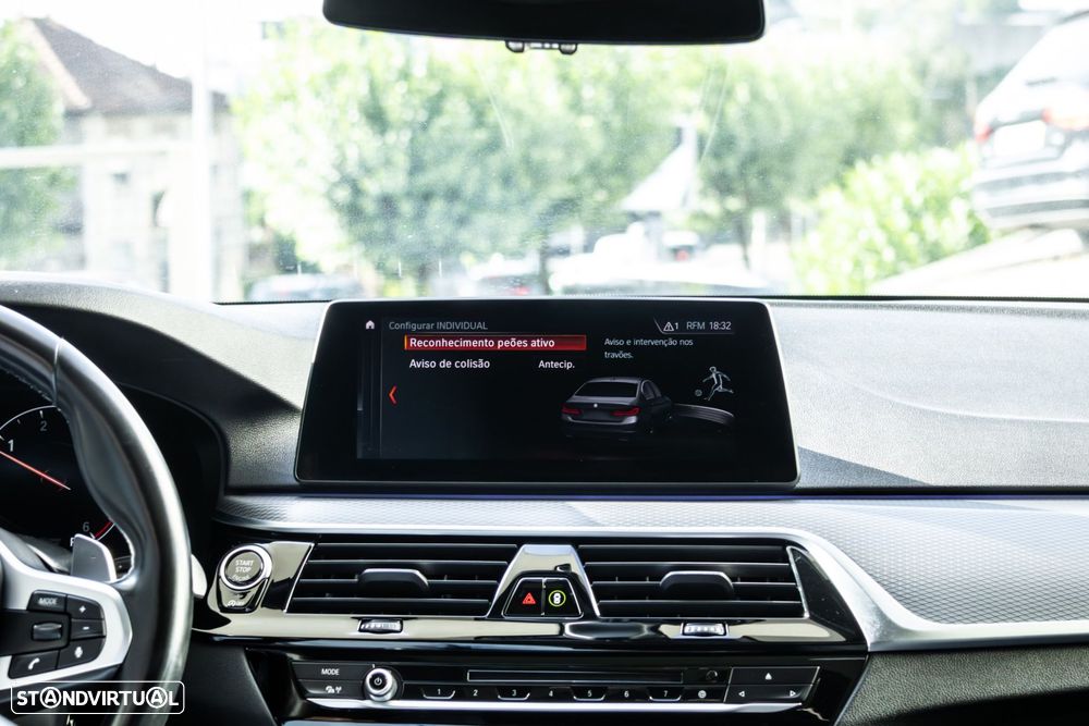 BMW M550d xDrive Auto - 42