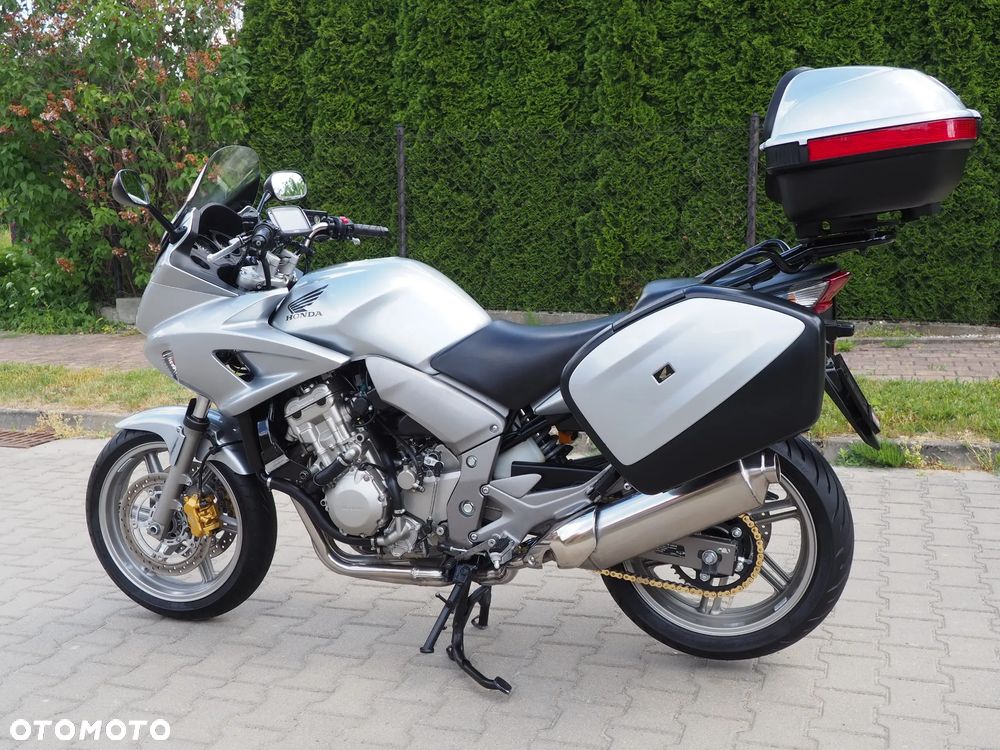 Honda CBF - 11