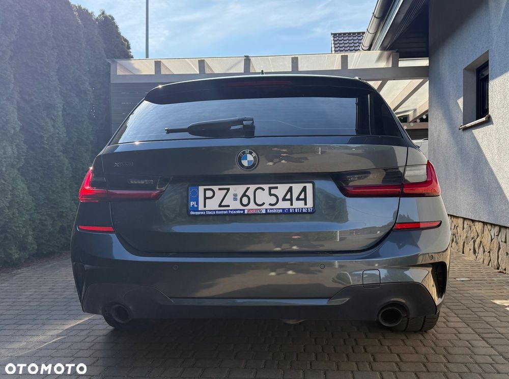 BMW Seria 3 320d xDrive Edition M Sport Shadow - 3