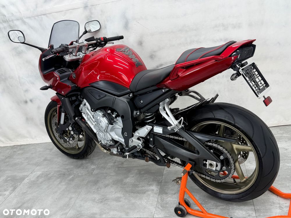 Yamaha FZ - 20