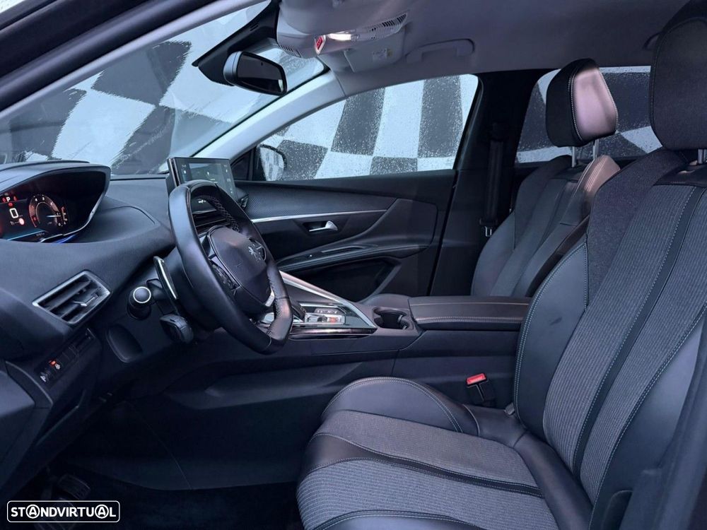 Peugeot 5008 1.5 BlueHDi Allure EAT8 - 5