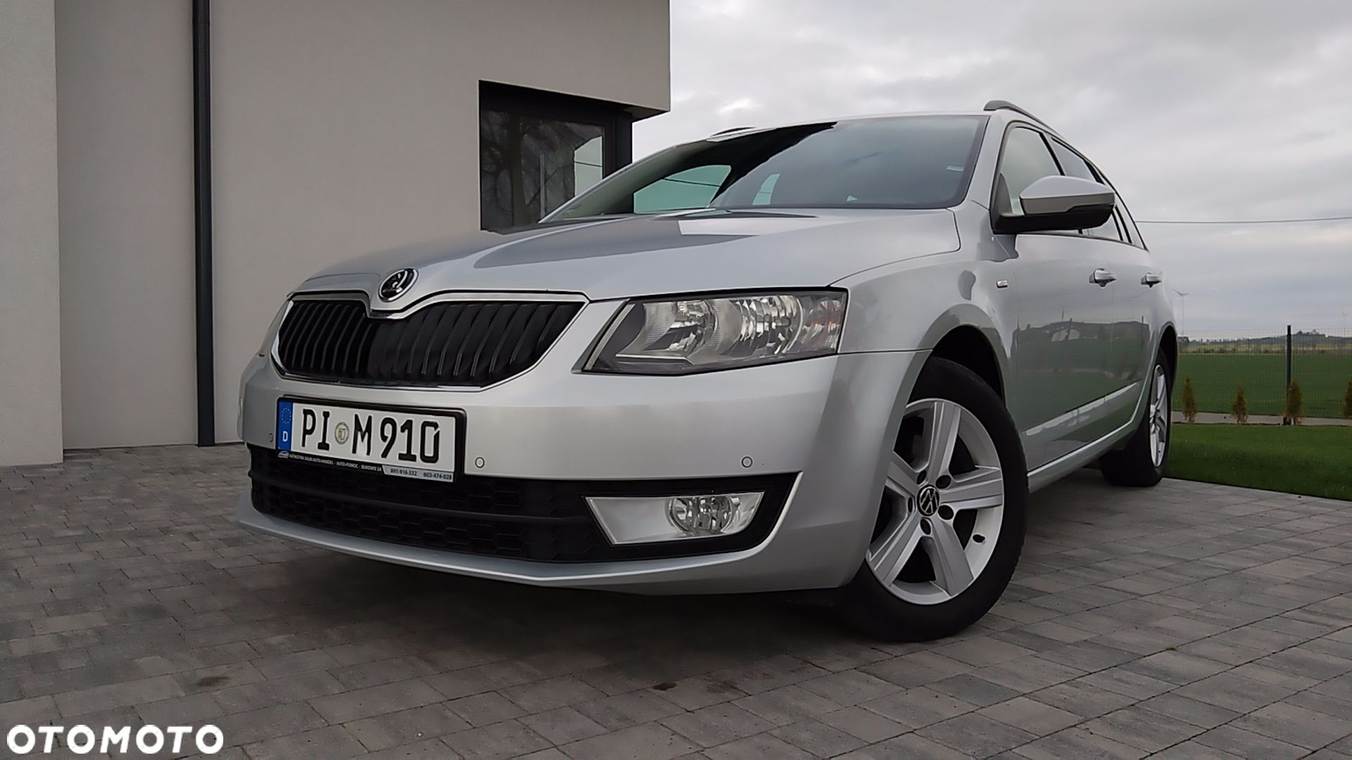 Skoda Octavia 2.0 TDI Style DSG - 1