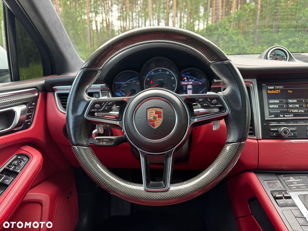 Porsche Macan Turbo - 14