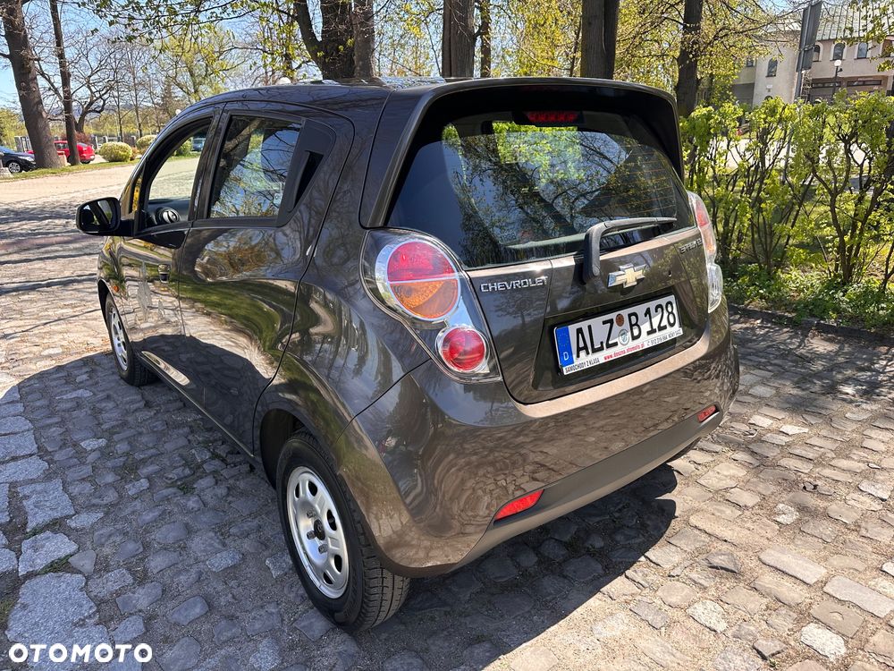 Chevrolet Spark 1.0 LT - 2