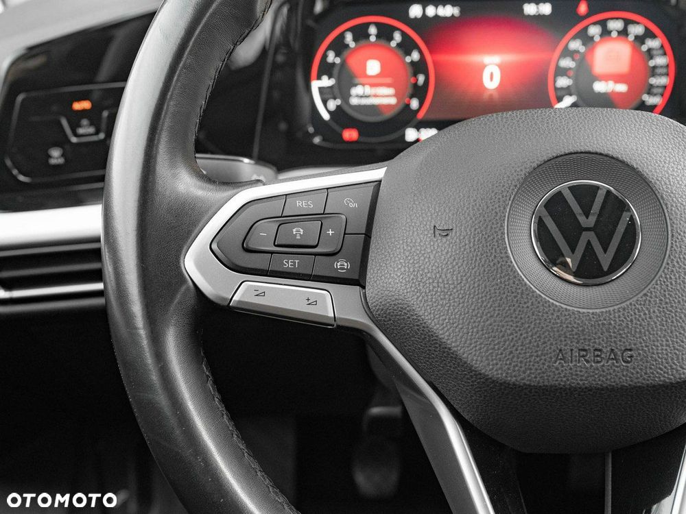 Volkswagen Golf - 16