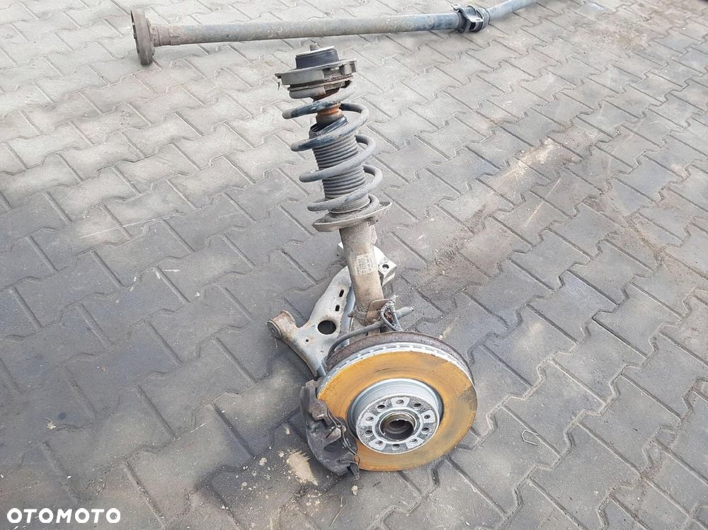 AUDI A3 8P LIFT 08-12r 2.0 TDI AMORTYZATOR ZWROTNICA LEWA PRZÓD