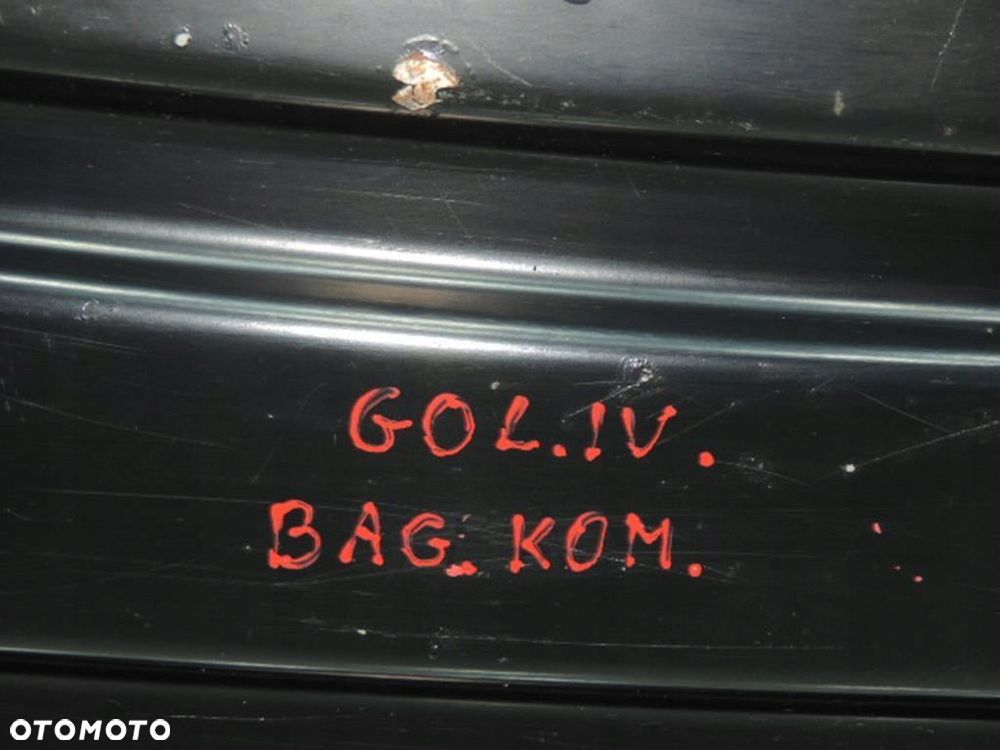 PODŁOGA BAGAŻNIKA VW GOLF IV KOMBI - 3