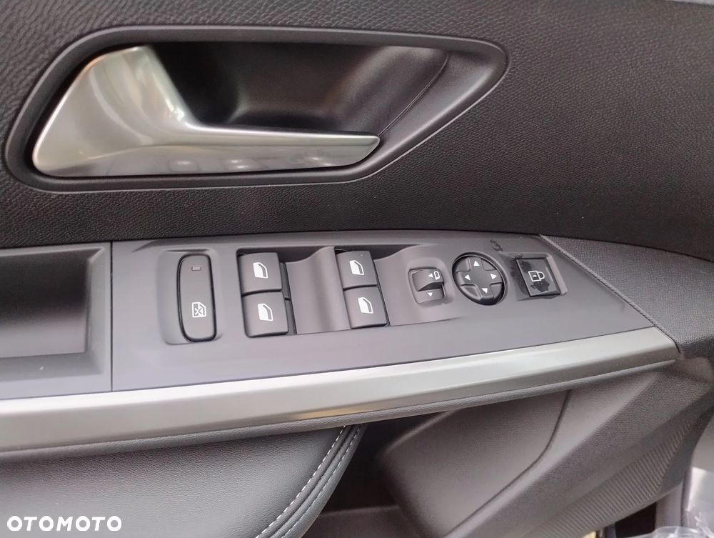 Peugeot 3008 1.2 PureTech mHEV Allure e-DCS6 - 14