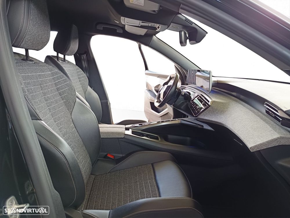 Peugeot 3008 1.2 Hybrid Allure Pack e-DCS6 - 19