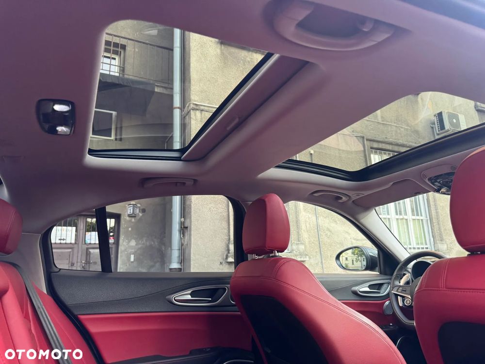 Alfa Romeo Giulia 2.0 Turbo Super - 16