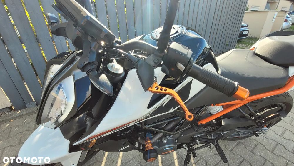 KTM Duke 125 - 10