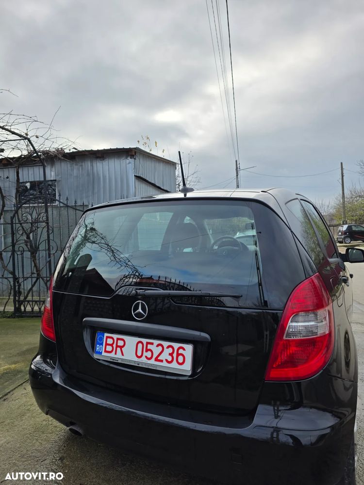 Mercedes-Benz A 160 BlueEFFICIENCY Elegance - 5