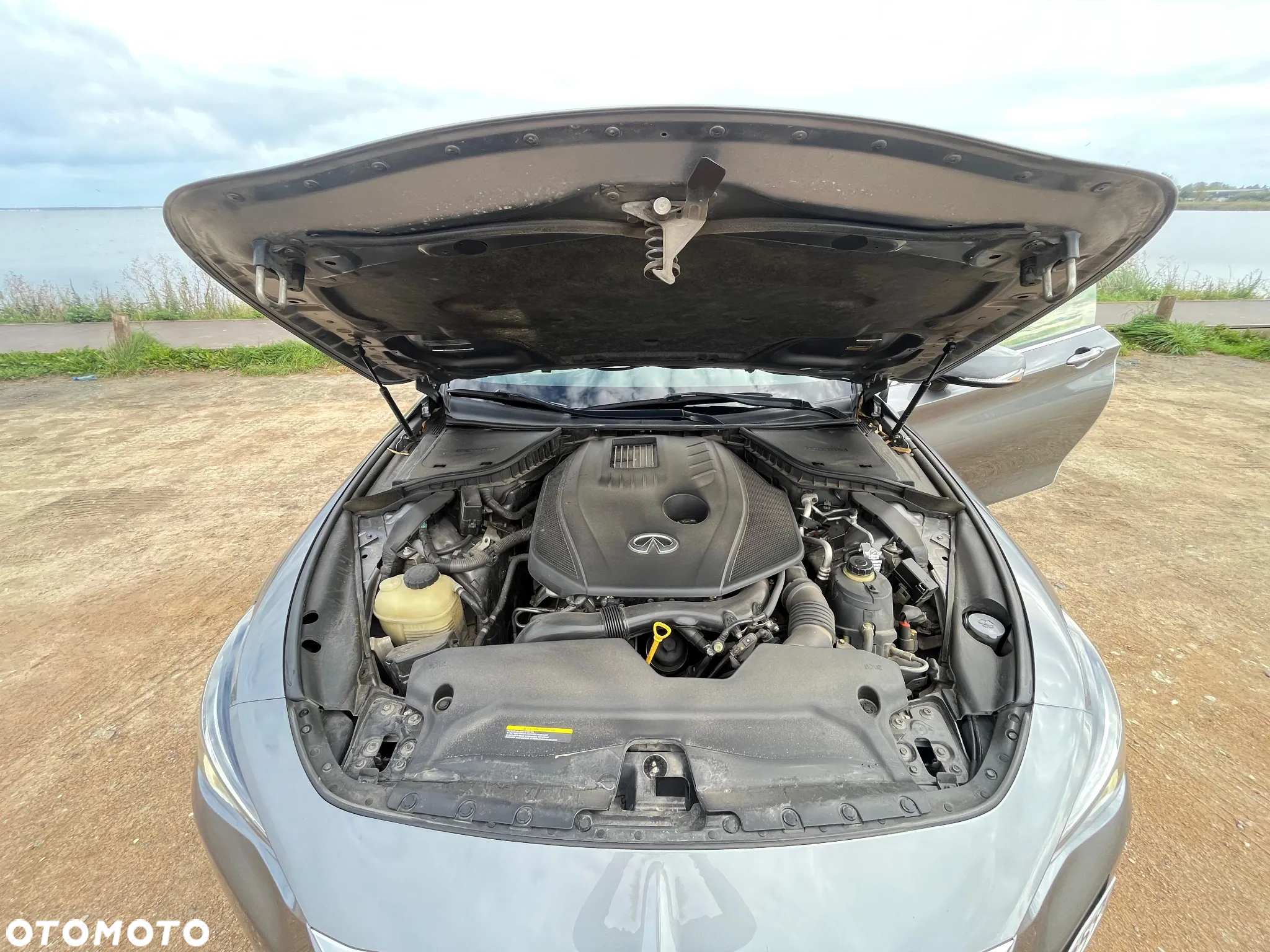 Infiniti Q60 2.0t Premium - 5