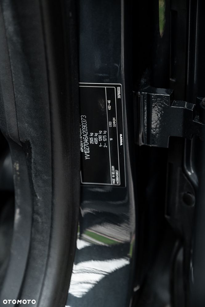 Volvo XC 60 2.4D AWD - 27