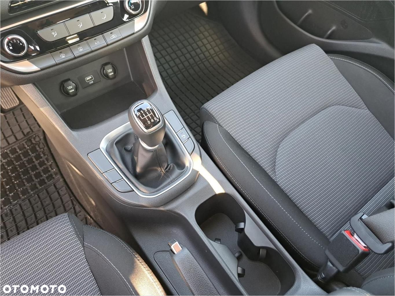 Hyundai i30 - 12