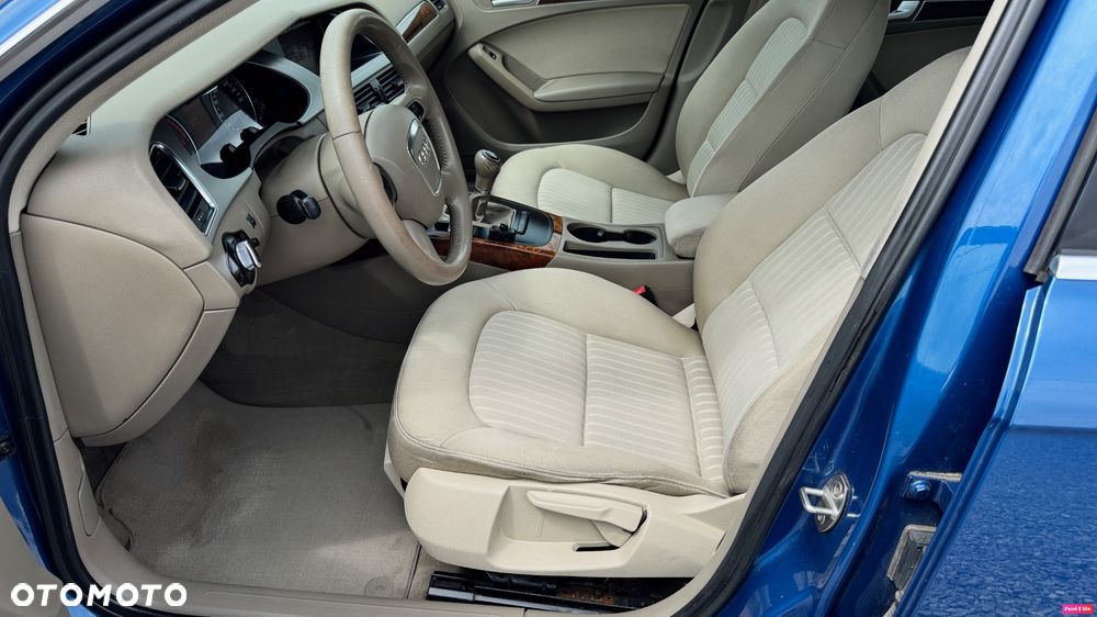 Audi A4 Avant 2.0 TDI DPF Ambiente - 37
