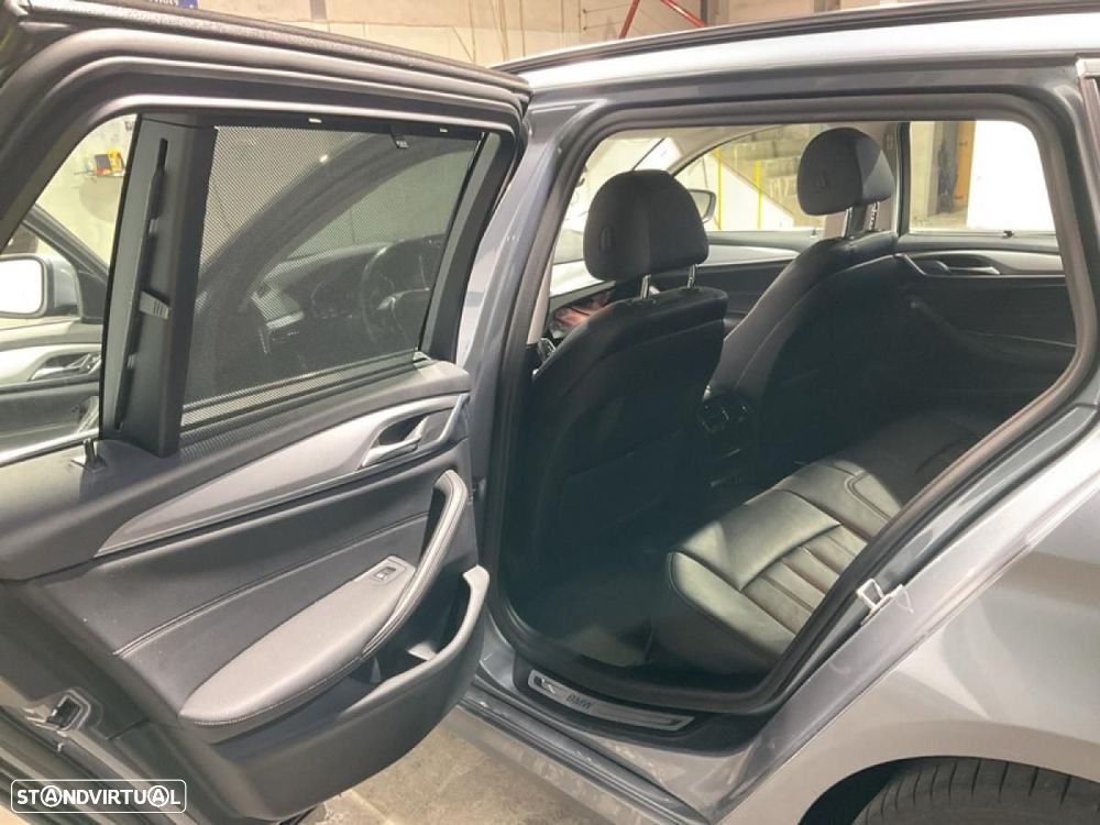 BMW 520 d Auto - 10