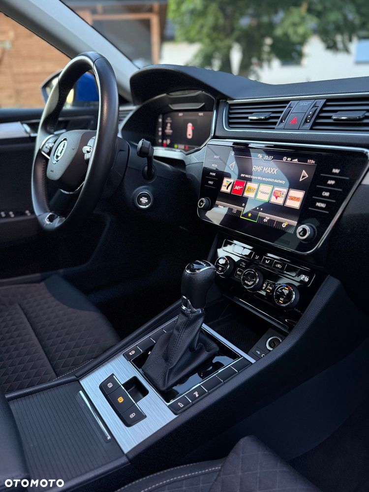 Skoda Superb 2.0 TDI SCR Ambition DSG - 26