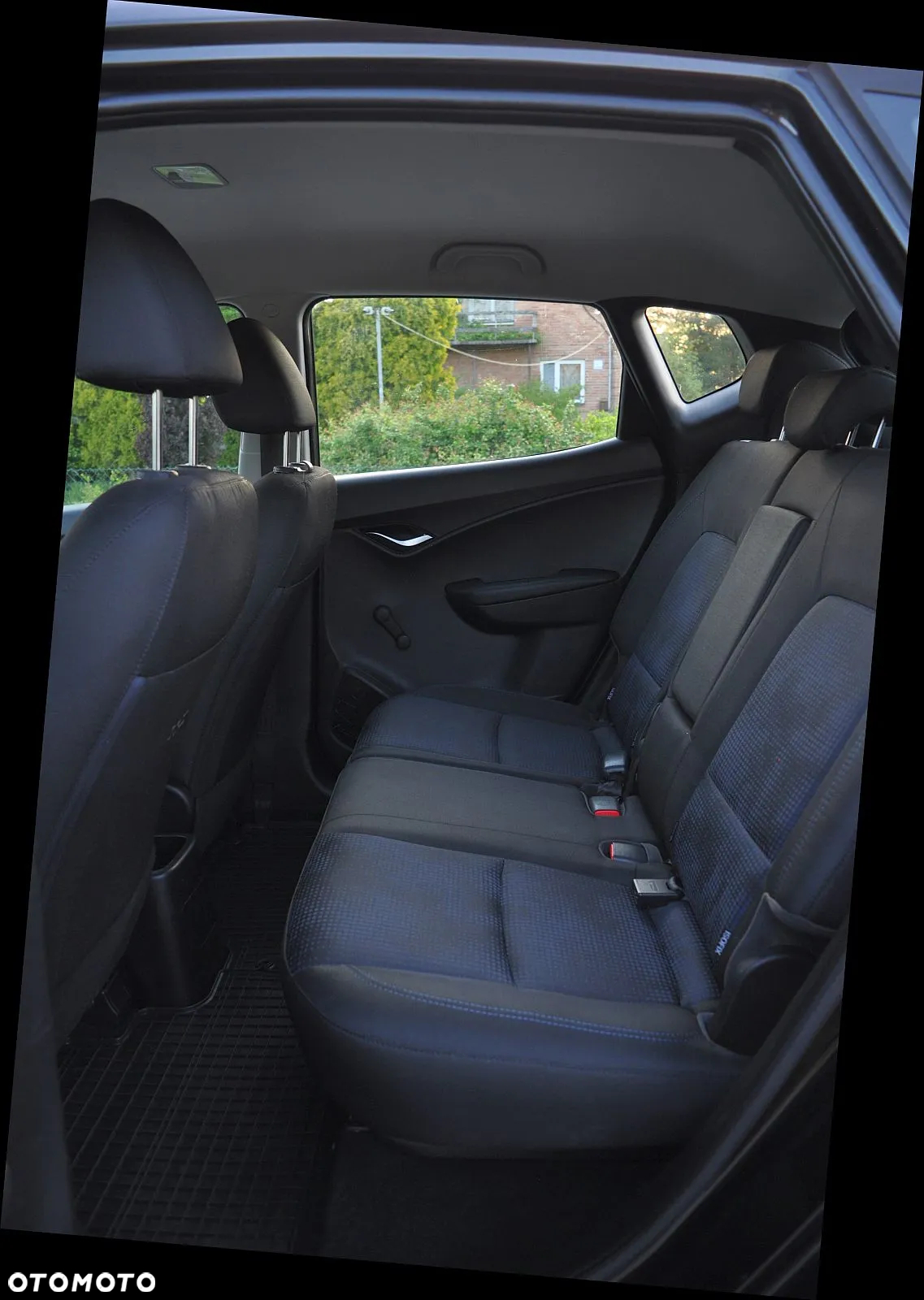 Hyundai ix20 1.4 blue Comfort - 21