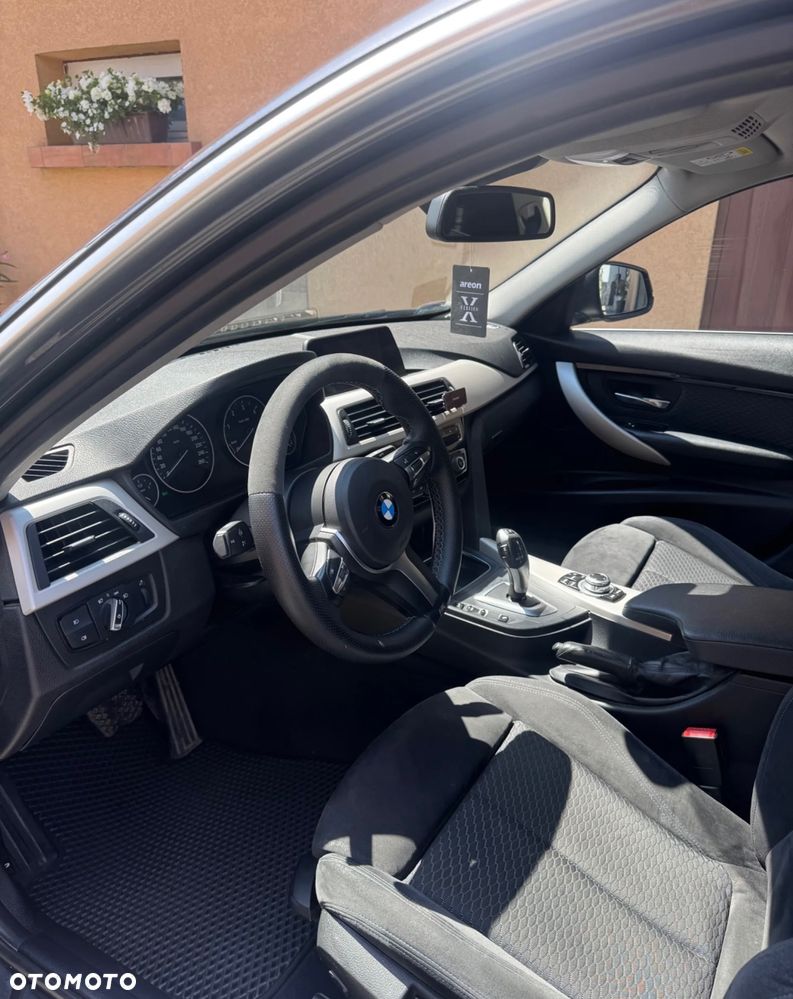 BMW Seria 3 320d Efficient Dynamics - 11