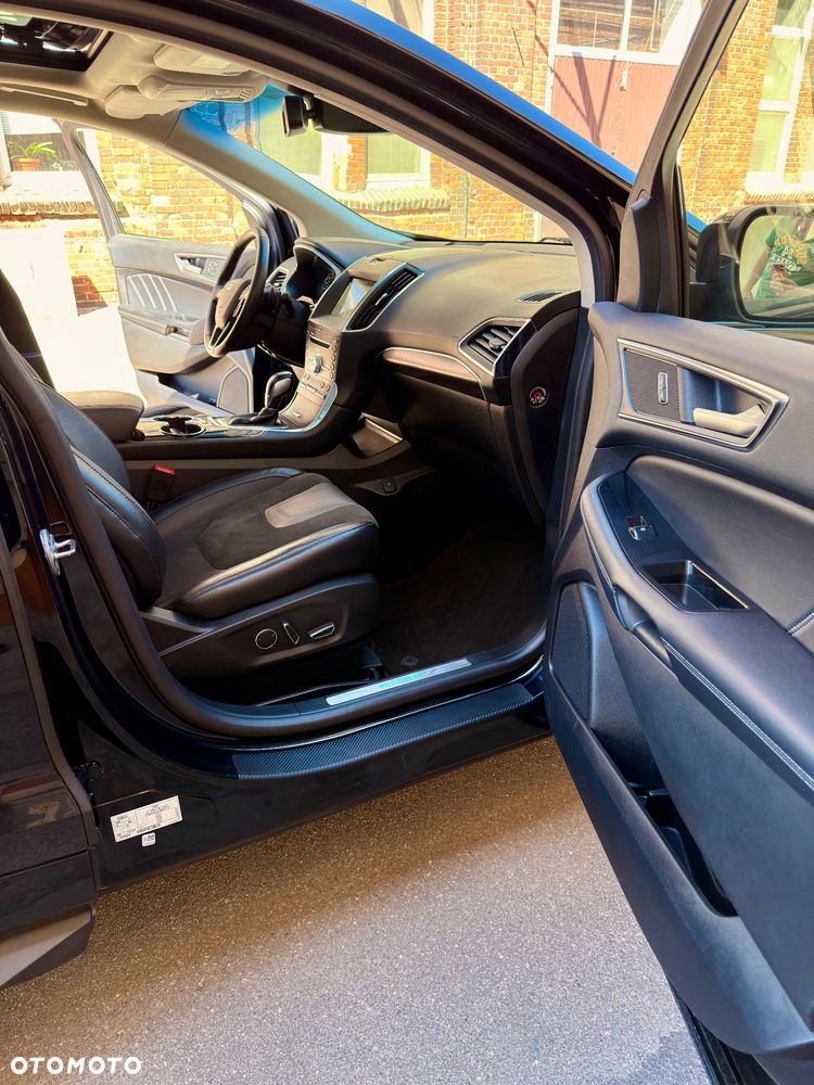 Ford Edge 2.0 TDCi Bi-Turbo 4x4 ST-LINE - 19