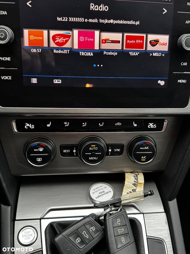 Volkswagen Passat 1.6 TDI (BlueMotion Technology) Comfortline - 26