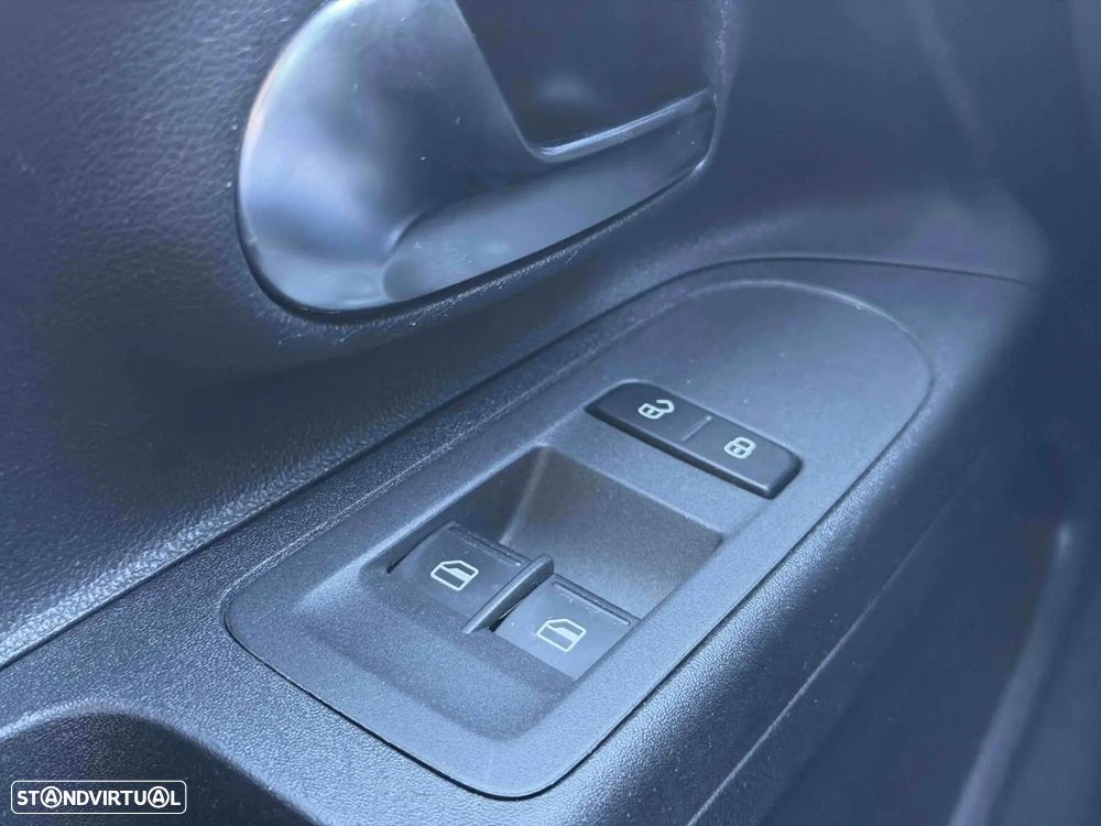 VW Up! 1.0 Move Auto - 33