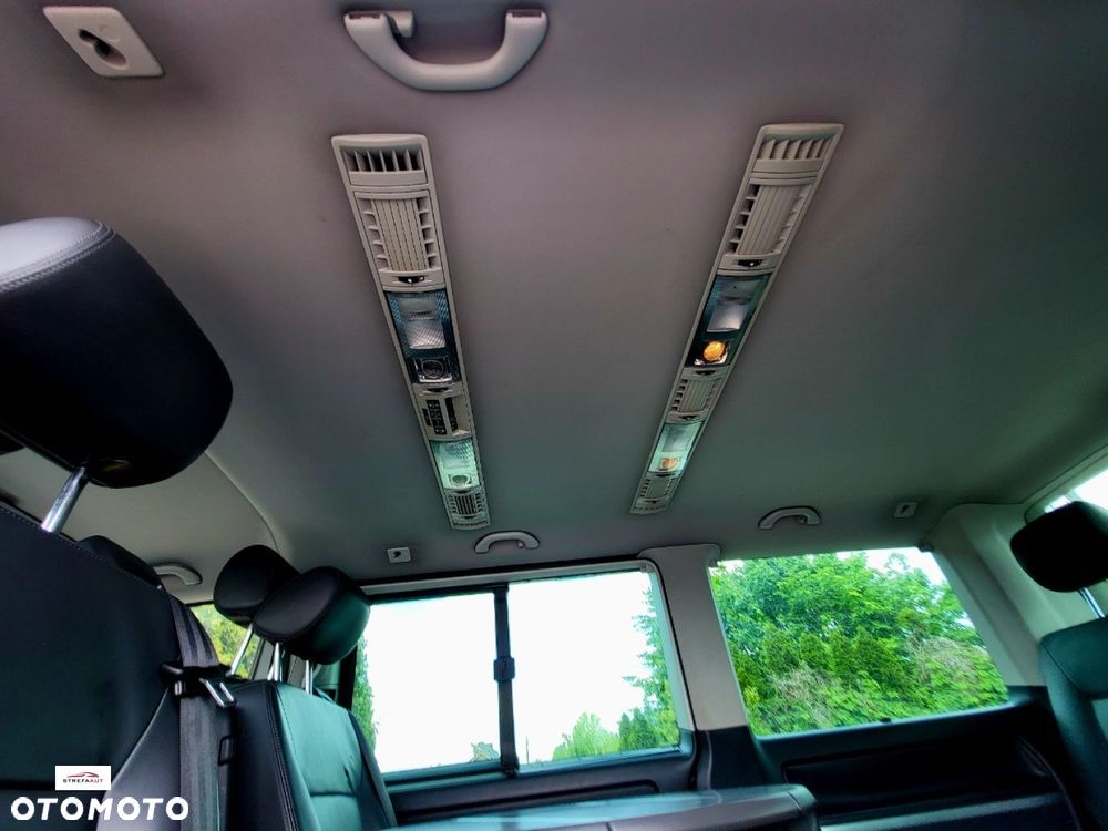 Volkswagen Multivan - 34