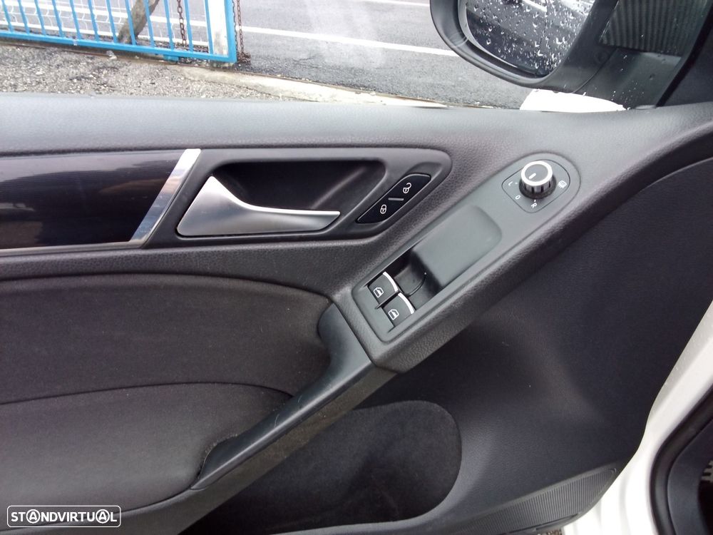 VW Golf 2.0 GTI - 29