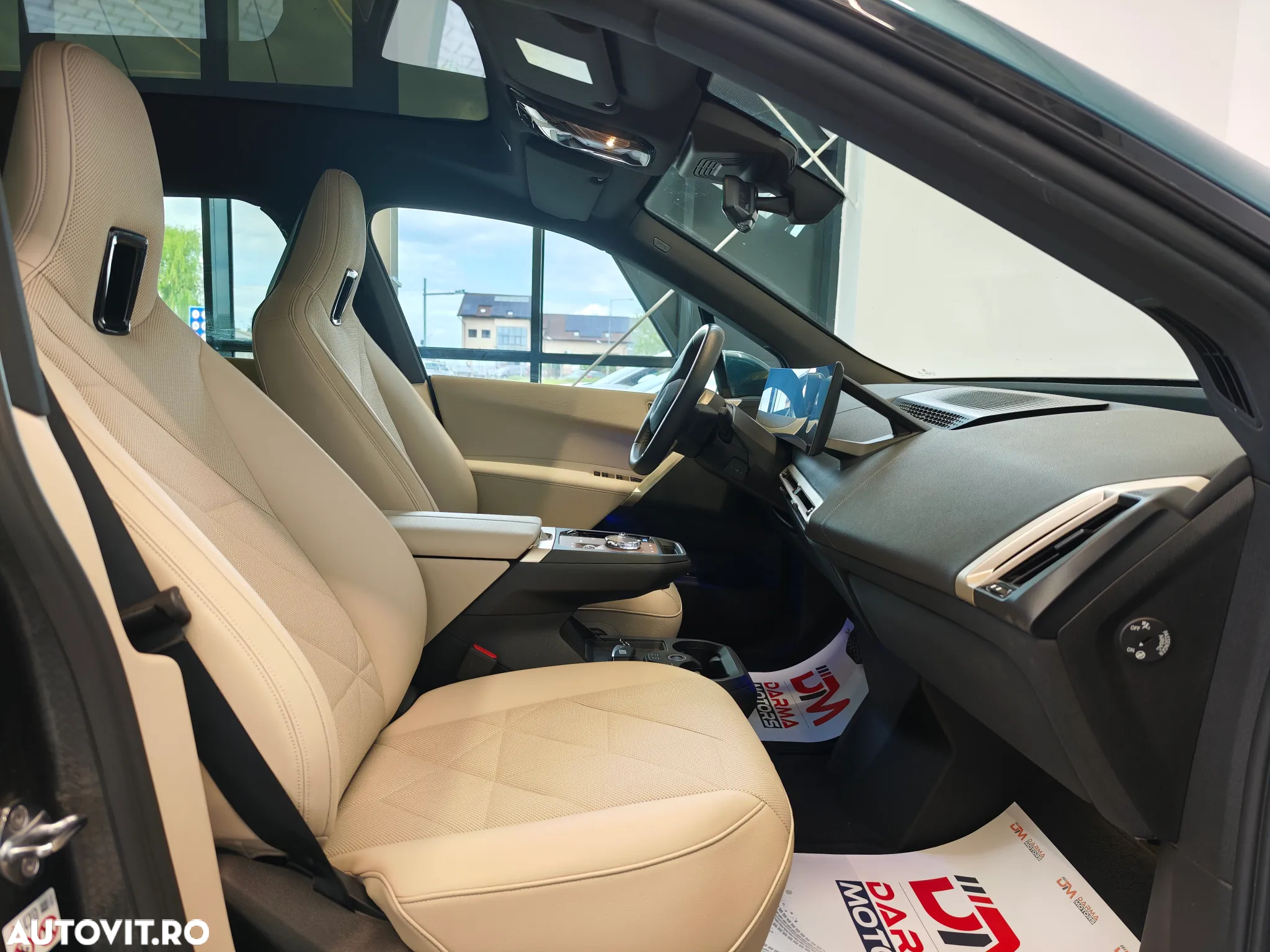 BMW iX xDrive50 - 11