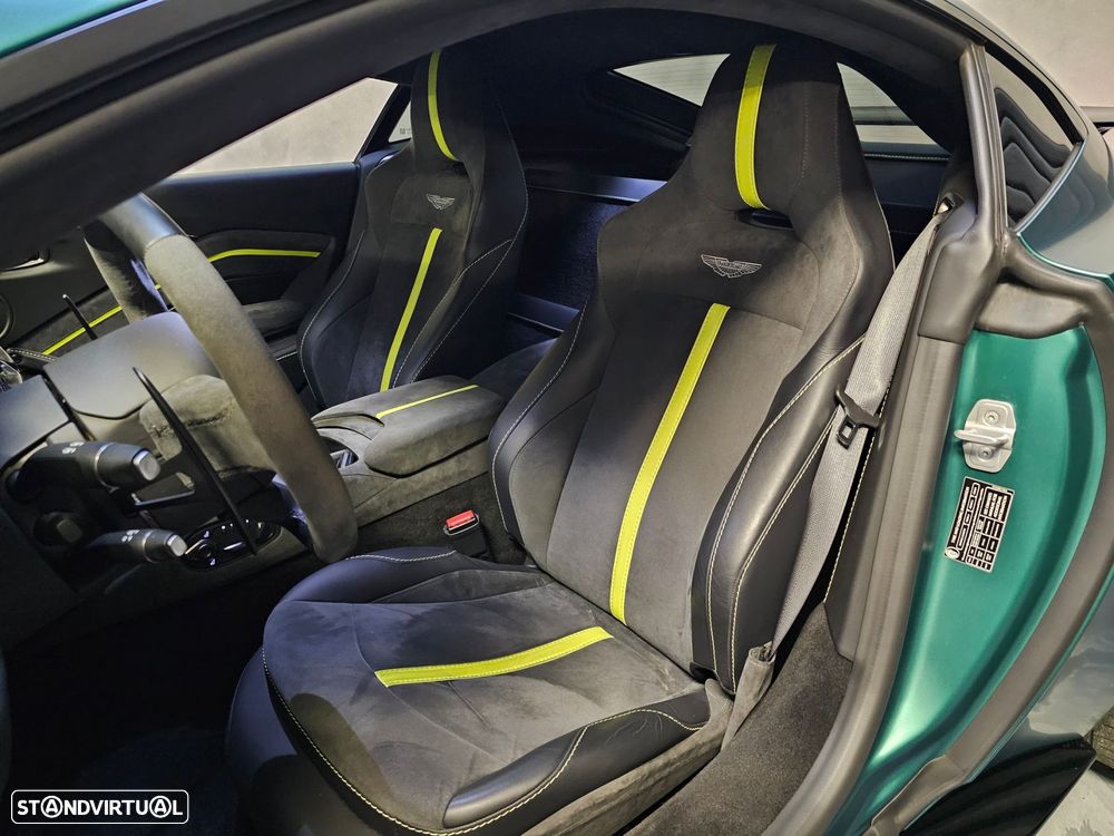 Aston Martin Vantage Coupe V8 F1 Edition - 24