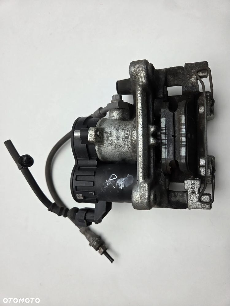 FORD FOCUS MK4 ZACISK HAMULCOWY PRAWY TYŁ NX61-2D250 - 10