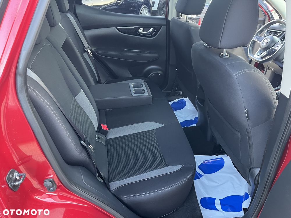 Nissan Qashqai 1.6 DIG-T N-Connecta - 22