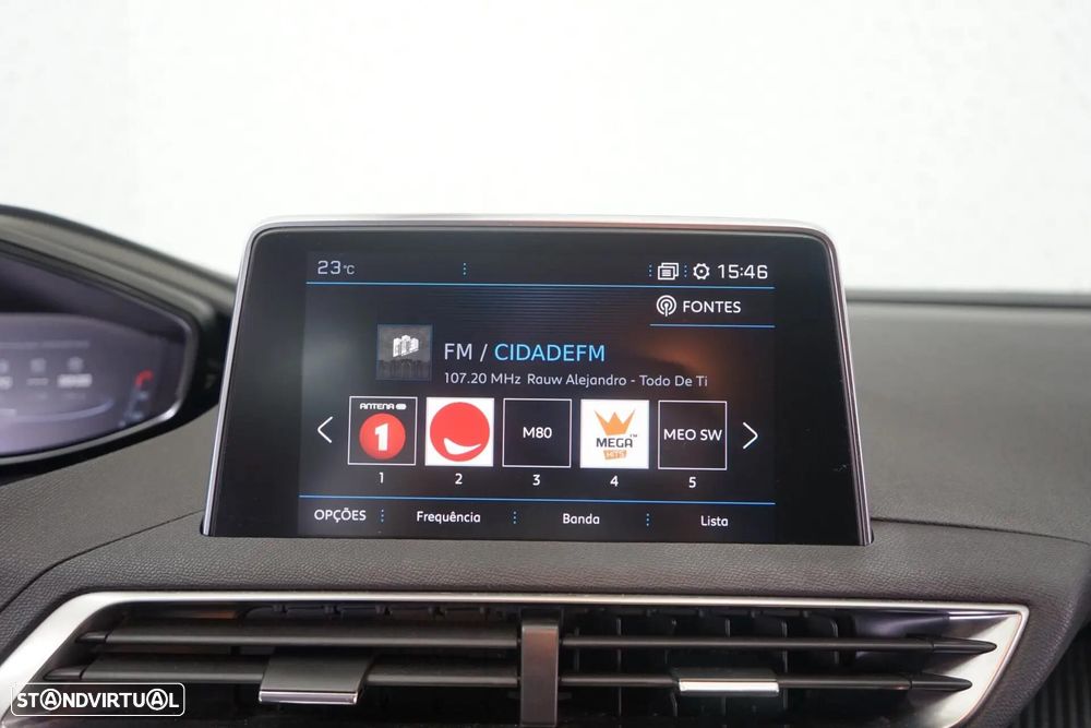 Peugeot 3008 1.2 PureTech Allure Pack - 27