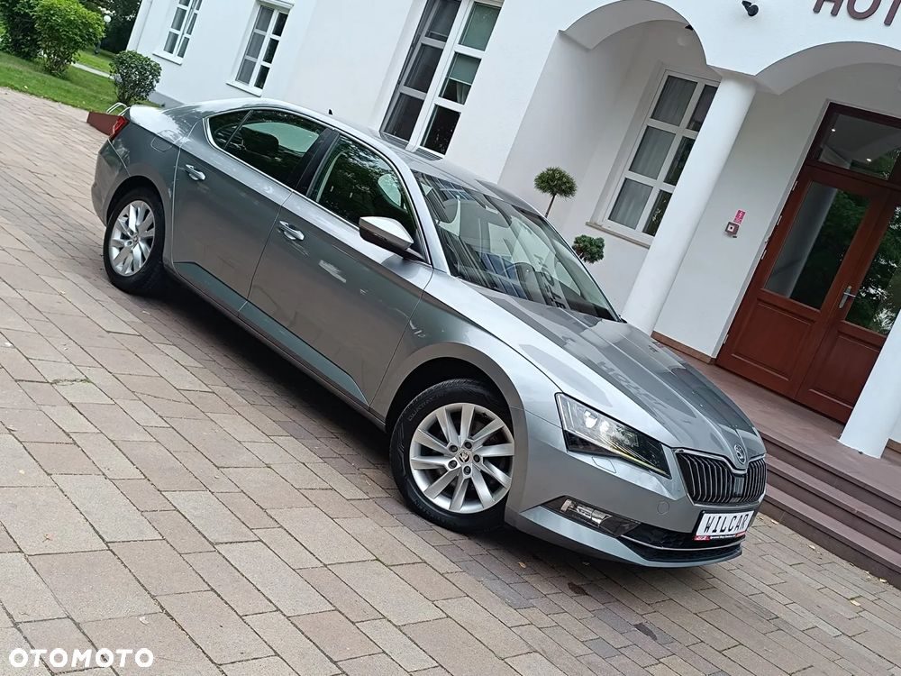 Skoda Superb 1.4 TSI ACT DSG Ambition - 10