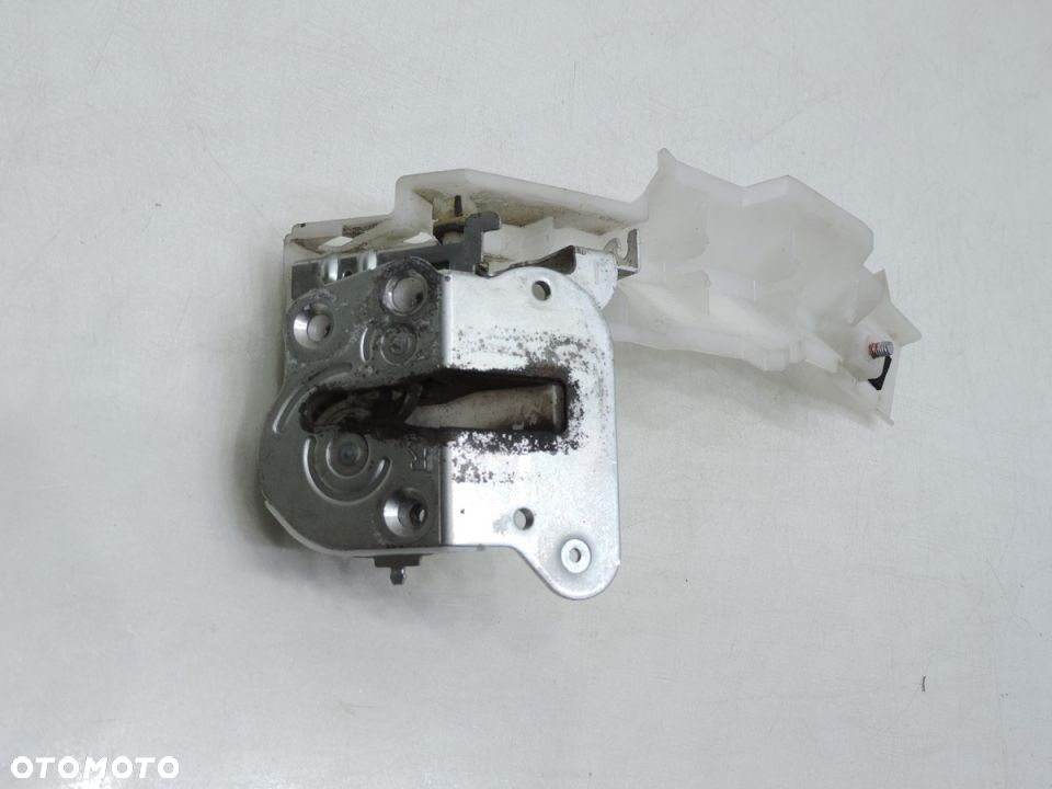 ZAMEK DRZWI PRZESUWNYCH PRAWY MAZDA5 MAZDA 5 I - 5