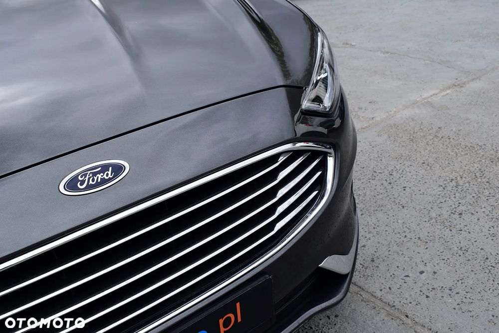 Ford Fusion 2.0 EcoBoost Titanium - 22