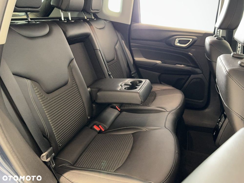 Jeep Compass - 15