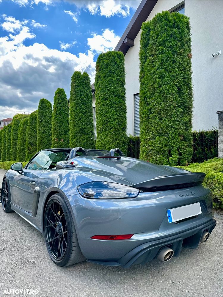 Porsche Boxster 718 Spyder RS - 3