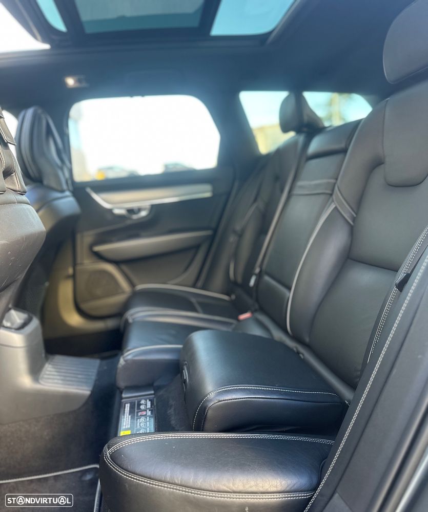 Volvo V90 2.0 T8 PHEV R-Design Expression AWD - 7