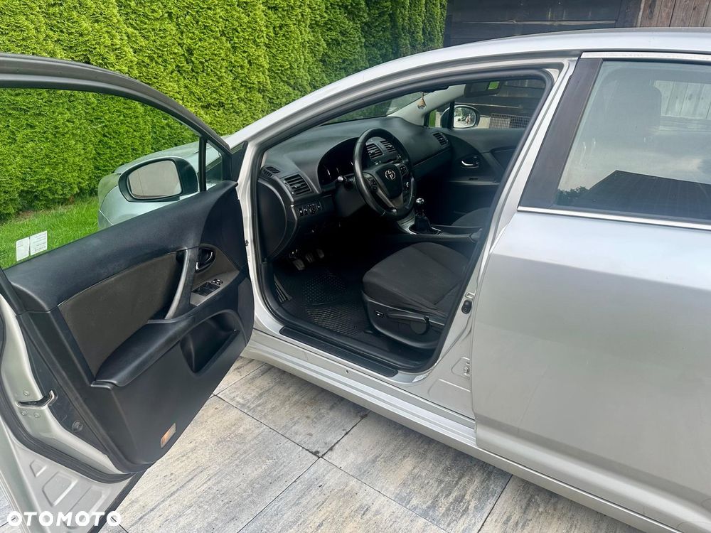 Toyota Avensis 2.0 D-4D Platinium - 7