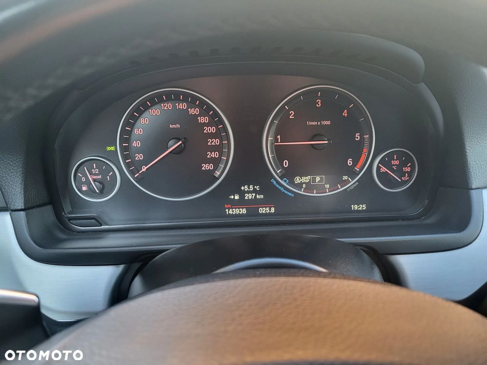 BMW Seria 5 518d - 10