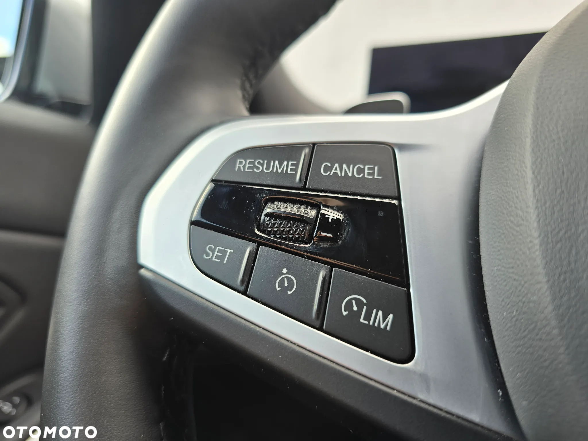 BMW Seria 3 318i - 20